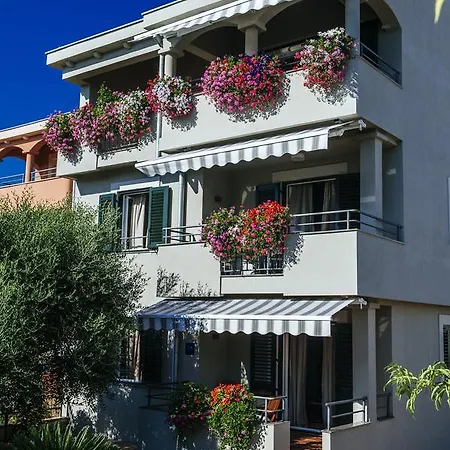 Mirakul Apartment Sukošan