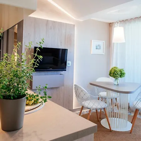 Mirakul Apartment Sukošan