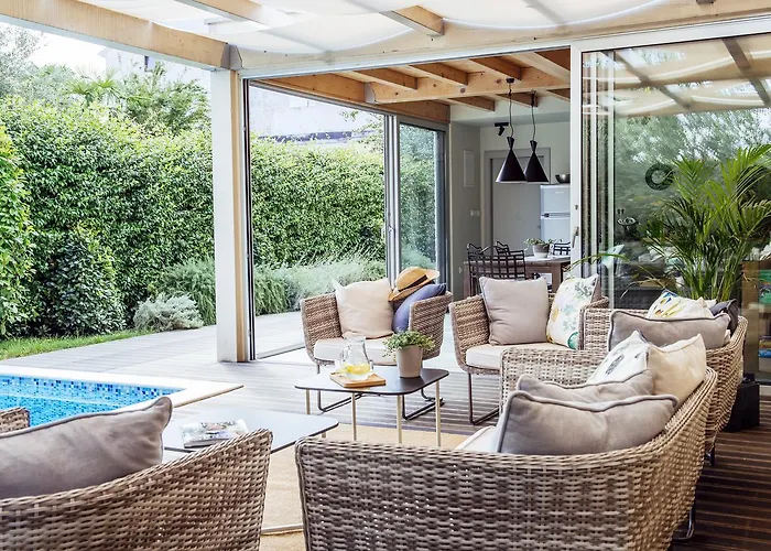 Апартаменты Mirakul Сукошан